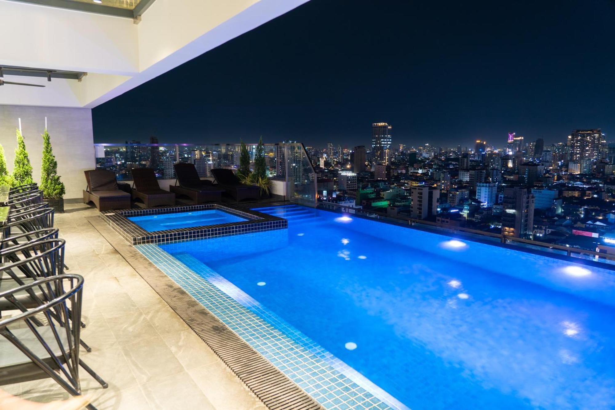 Parc21 Luxury Boutique Hotel Phnom Penh Exterior foto