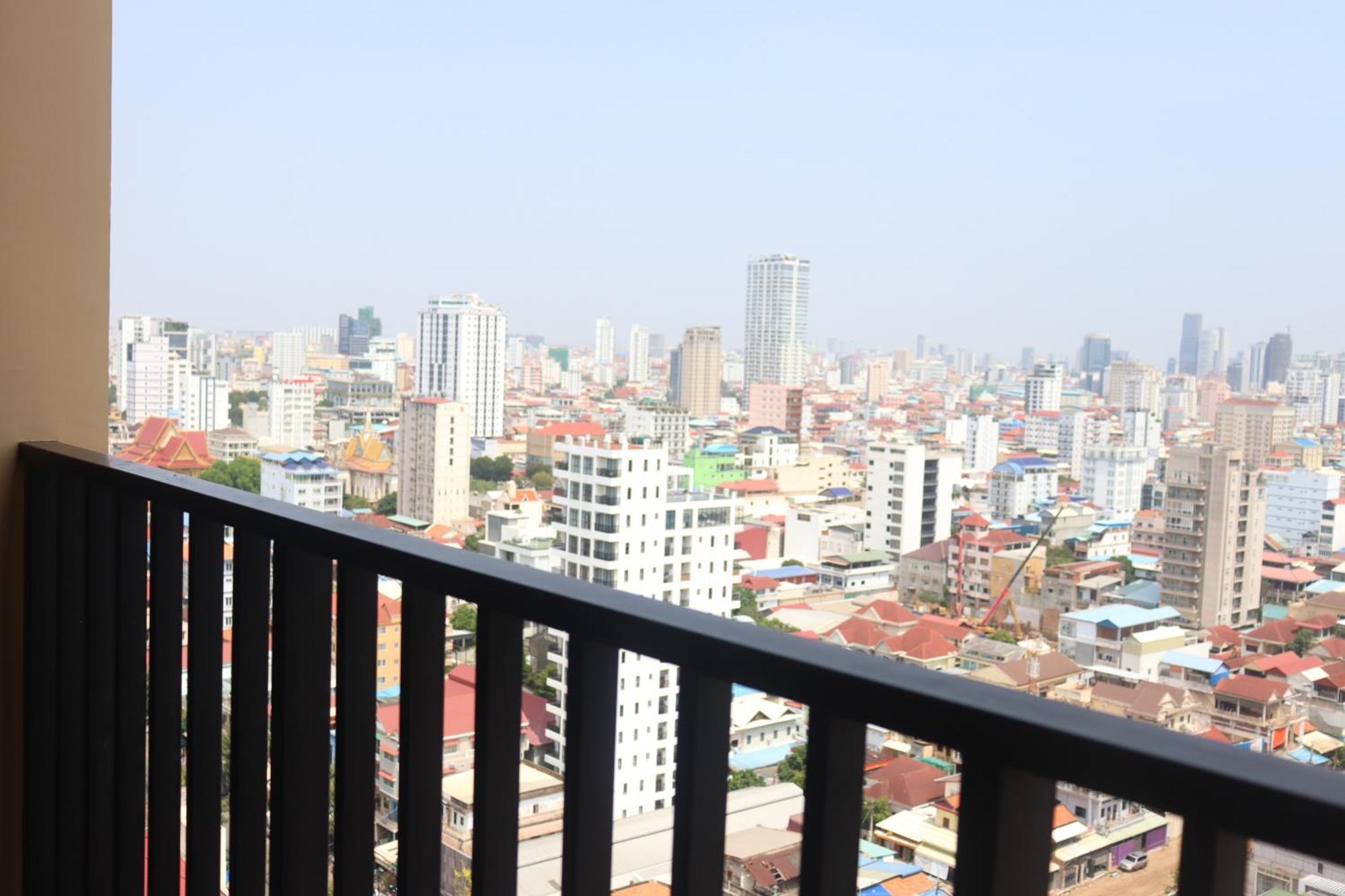 Parc21 Luxury Boutique Hotel Phnom Penh Exterior foto